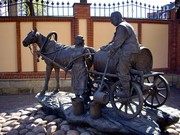 Памятник Водовозу (г.Казань)